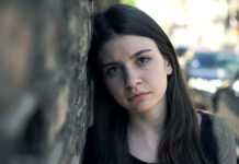 لکه بینی قهوه ای قبل قاعدگی نشان از چیست؟ 495732.jpeg alt_text