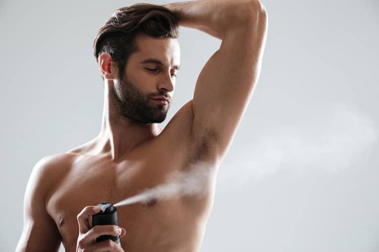 درمان بوی عرق بدن مردان